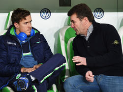 Die Zeit des Redens scheint zwischen Max Kruse (l.) und seinem Trainer Dieter Hecking vorbei zu sein