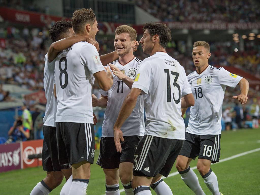 Blitzstart von Deutschland lässt Löws Perspektivspieler jubeln