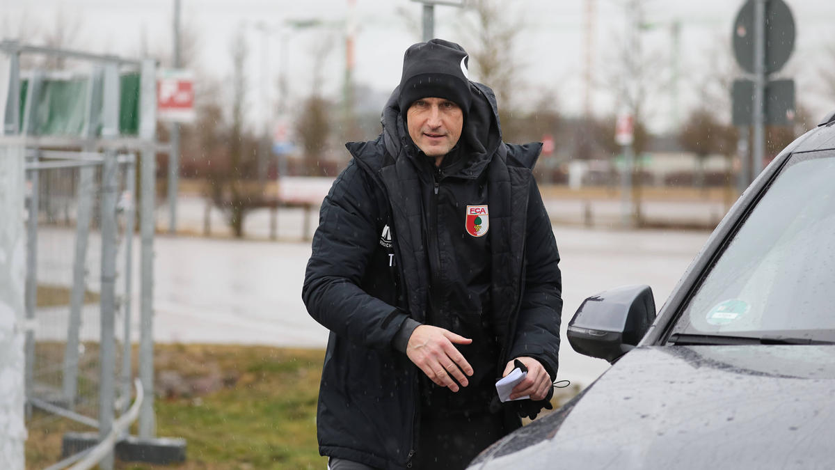 Heiko Herrlich ist zurück beim Team des FC Augsburg Heiko Herrlich ist zurück beim Team des FC Augsburg