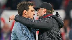 Mats Hummels (l.) und Jürgen Klopp standen sich zuletzt 2019 als Kontrahenten mit dem FC Bayern und dem FC Liverpool gegenüber