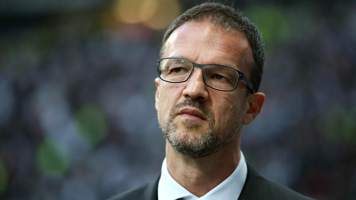 Eintracht Frankfurt trifft am Ostermontag auf den VfL Wolfsburg Eintracht Frankfurt trifft am Ostermontag auf den VfL Wolfsburg