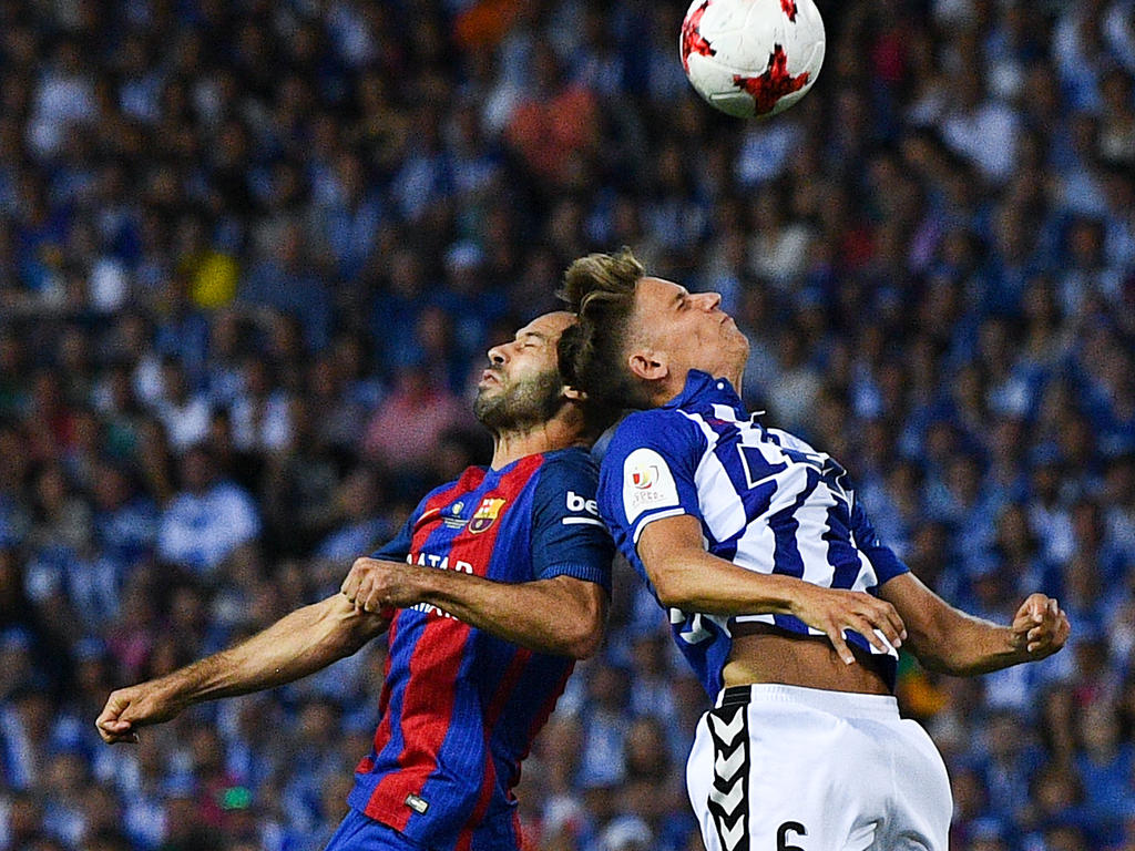 Golpe entre Mascherano y Marcos Llorente (Foto: Getty)