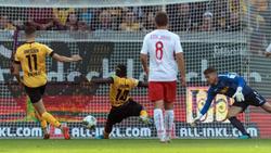 Der Dresdner Moussa Kone (2.v.l) erzielte das 1:1 gegen Jahn Regensburg. Foto: Robert Michael