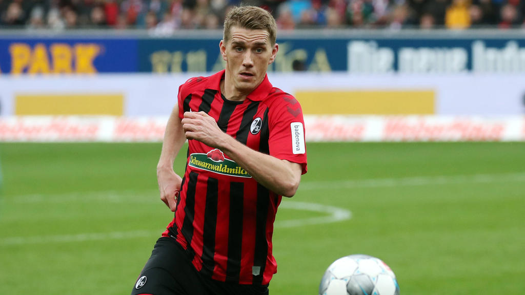 Kritisiert die Auswüchse im Profifußball: Der Freiburger Stürmer Nils Petersen Kritisiert die Auswüchse im Profifußball: Der Freiburger Stürmer Nils Petersen