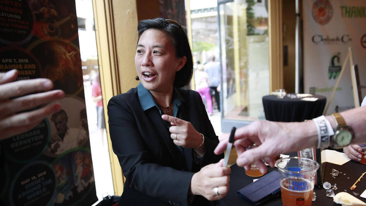 Kim Ng wird Managerin bei den Miami Marlins Kim Ng wird Managerin bei den Miami Marlins