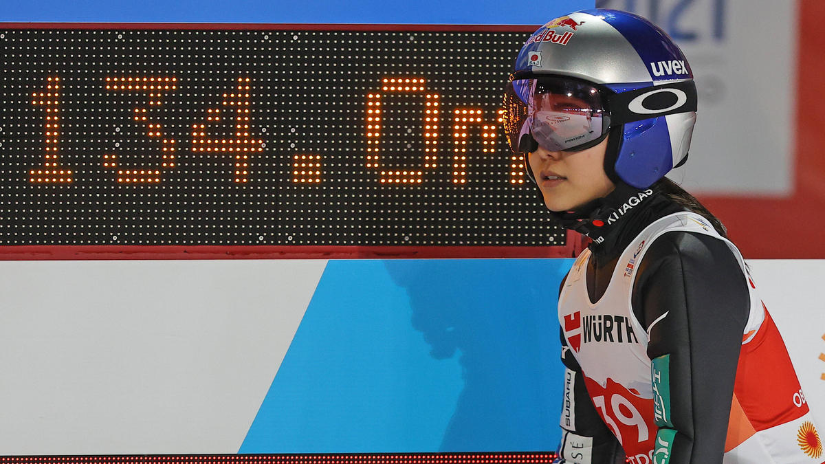 Sara Takanashi gewann WM-Silber von der Großschanze Sara Takanashi gewann WM-Silber von der Großschanze