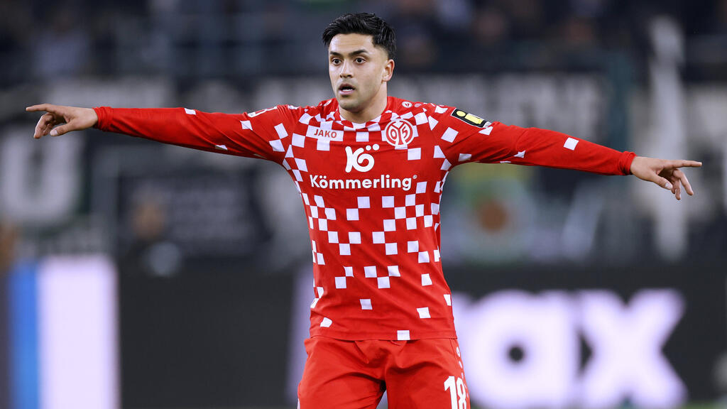 Nadiem Amiri hat mit dem 1. FSV Mainz 05 noch viel vor Nadiem Amiri hat mit dem 1. FSV Mainz 05 noch viel vor
