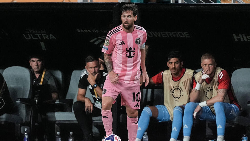 Lionel Messi ist mit Miami krachend gegen PSG ausgeschieden Lionel Messi ist mit Miami krachend gegen PSG ausgeschieden