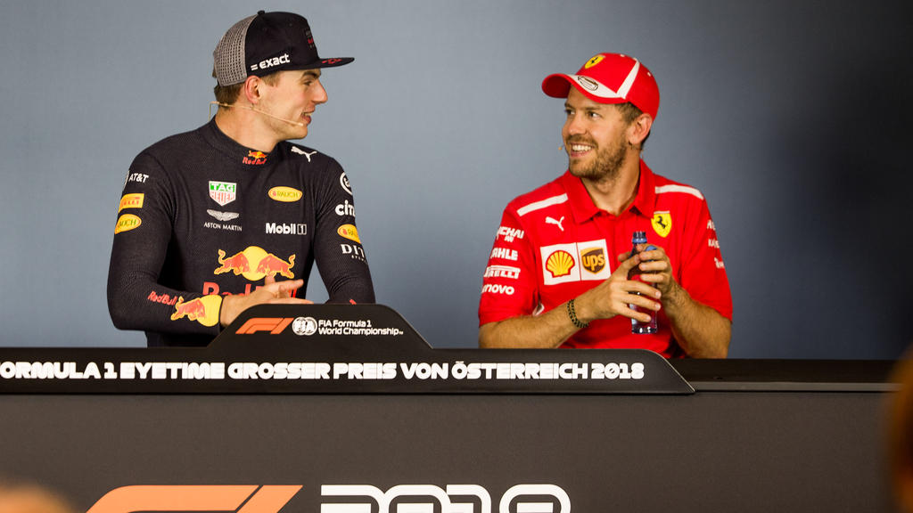 Um Sebastian Vettel (r.) ranken sich wilde Spekulationen Um Sebastian Vettel (r.) ranken sich wilde Spekulationen