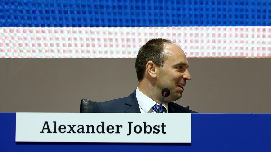 Alexander Jobst hat das China-Büro des FC Schalke eröffnet