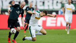 Davy Klaassen (li.) rettete Werder einen Punkt in Gladbach
