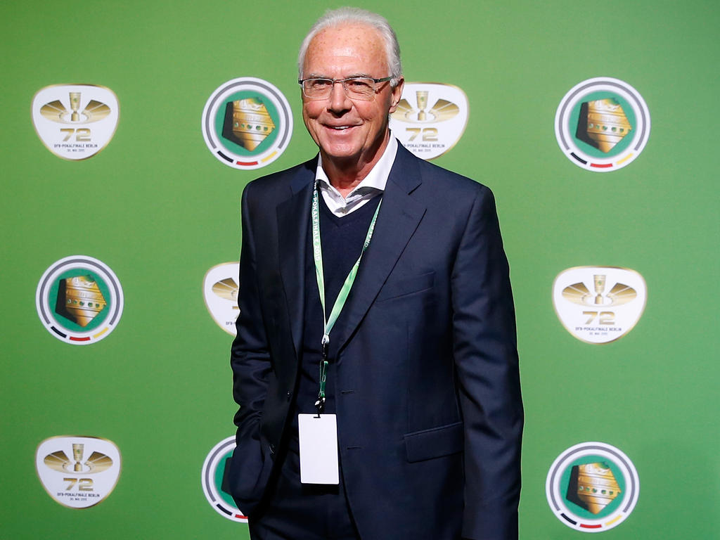 Franz Beckenbauer will Bernard Dietz als Ehrenspielführer