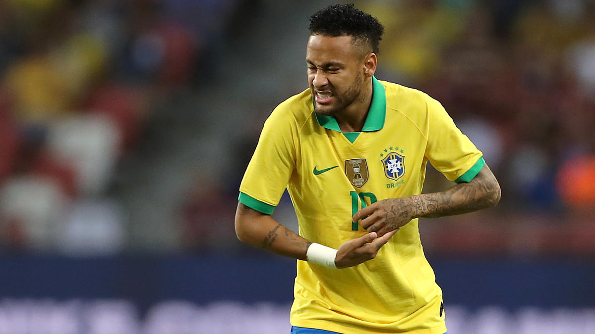 Autsch! Neymar hat sich verletzt Autsch! Neymar hat sich verletzt