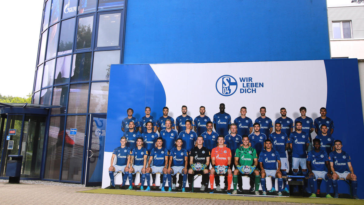 Der FC Schalke 04 kann sich über einen neuen Sponsoren-Deal freuen Der FC Schalke 04 kann sich über einen neuen Sponsoren-Deal freuen