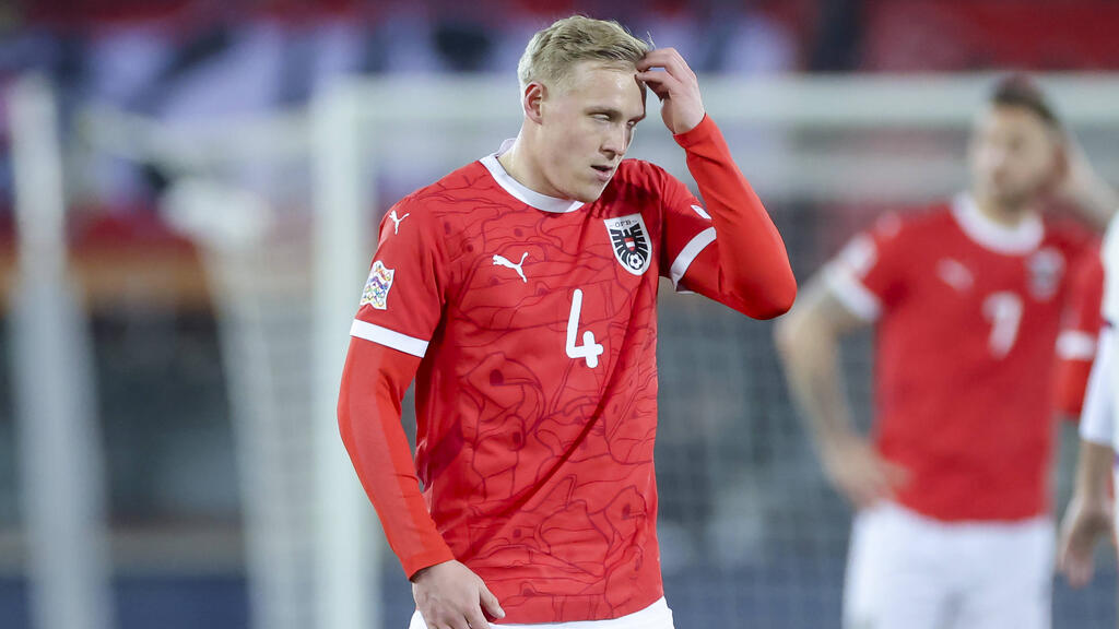 Xaver Schlager von RB Leipzig hat sich erneut am linken Bein verletzt
