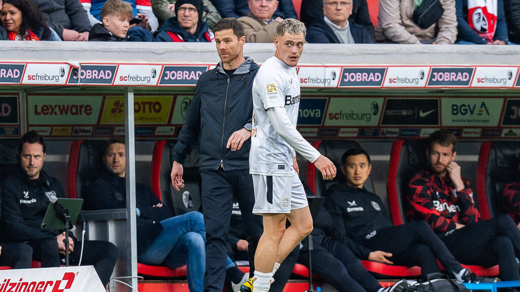 Florian Wirtz (r.) gehört zu den begehrtesten Spielern des deutschen Fußballs Florian Wirtz (r.) gehört zu den begehrtesten Spielern des deutschen Fußballs