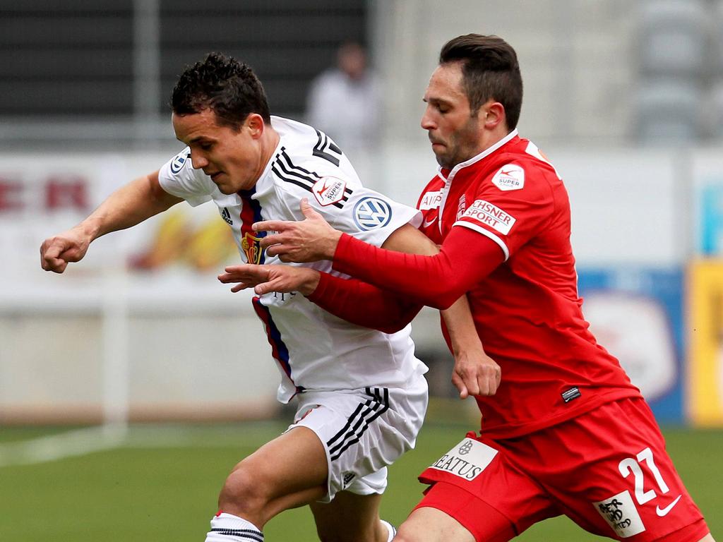 Spitzenreiter FC Basel kommt im Super-League-Duell trotz 2:0-Führung beim FC Thun nur zue einem 2:2-Remis Spitzenreiter FC Basel kommt im Super-League-Duell trotz 2:0-Führung beim FC Thun nur zue einem 2:2-Remis