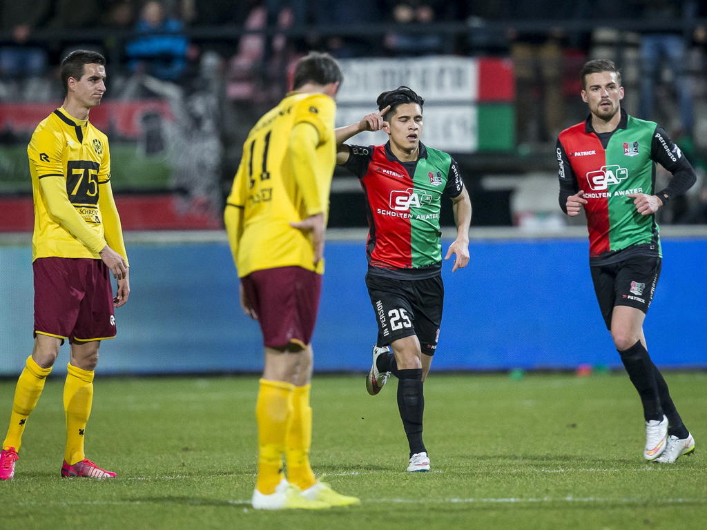 Navarone Foor heeft zojuist NEC op een 1-0 voorsprong gezet tegen Roda JC Kerkrade. (27-02-2015)