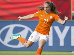 Lieke Martens in actie tijdens het WK-duel Nieuw Zeeland - Nederland. (07-06-2015)