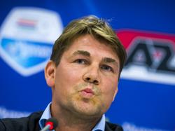 Max Huiberts wordt gepresenteerd als nieuwe directeur voetbal zaken van AZ. (09-11-2015)