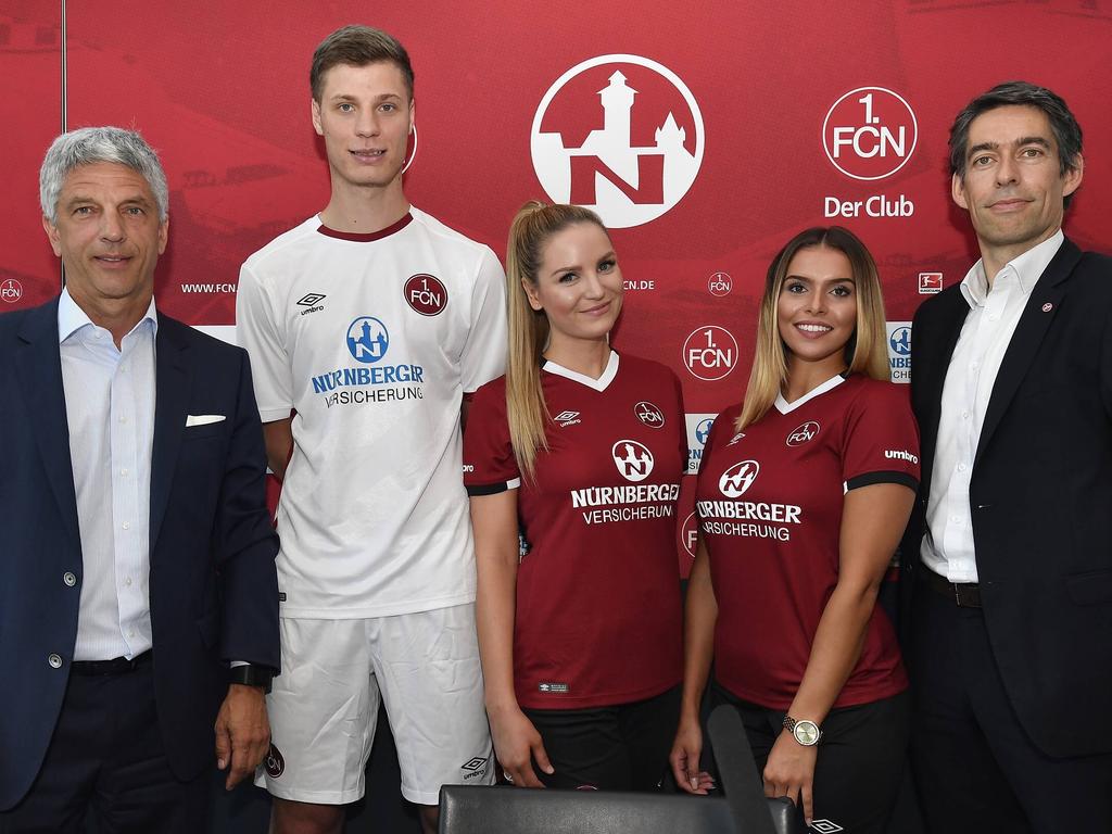 Der 1. FC Nürnberg stellt seinen neuen Trikots und den neuen Hauptsponsor vor