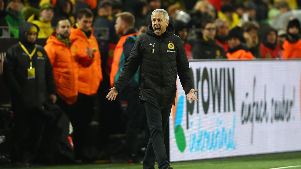 Lucien Favre thront mit dem BVB an der Tabellenspitze der Bundesliga Lucien Favre thront mit dem BVB an der Tabellenspitze der Bundesliga