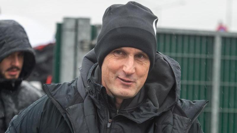 Heiko Herrlich hatte sich nicht an die Vorschriften des Hygienekonzepts der DFL gehalten Heiko Herrlich hatte sich nicht an die Vorschriften des Hygienekonzepts der DFL gehalten