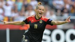 Anja Mittag hängt die Fußballschuhe an den Nagel