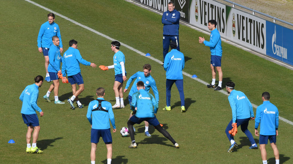 Schalke-Training nach Coronafall abgesagt Schalke-Training nach Coronafall abgesagt