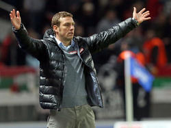 Markus Weinzierl soll langfristig bei Augsburg bleiben