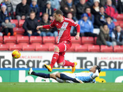 Yanic Wildschut in actie met zijn team Middlesbrough tegen Blackburn Rovers. (28-12-2014)