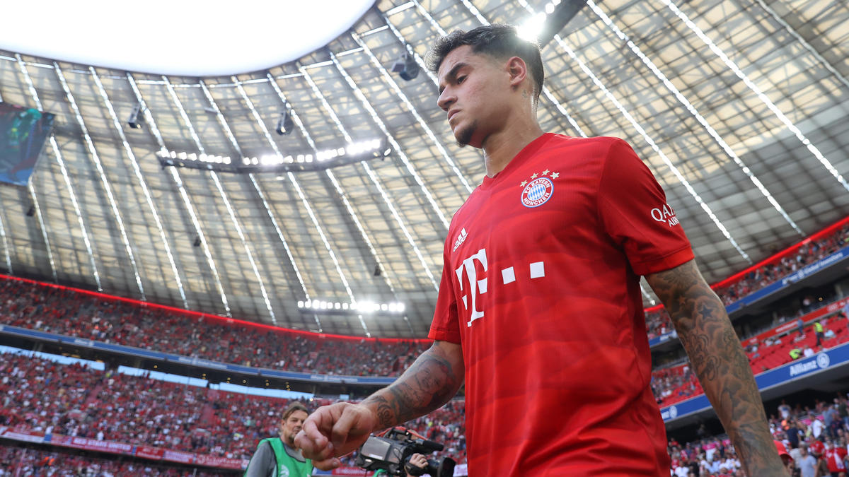 Philippe Coutinho ist zunächst für ein Jahr an den FC Bayern ausgeliehen Philippe Coutinho ist zunächst für ein Jahr an den FC Bayern ausgeliehen