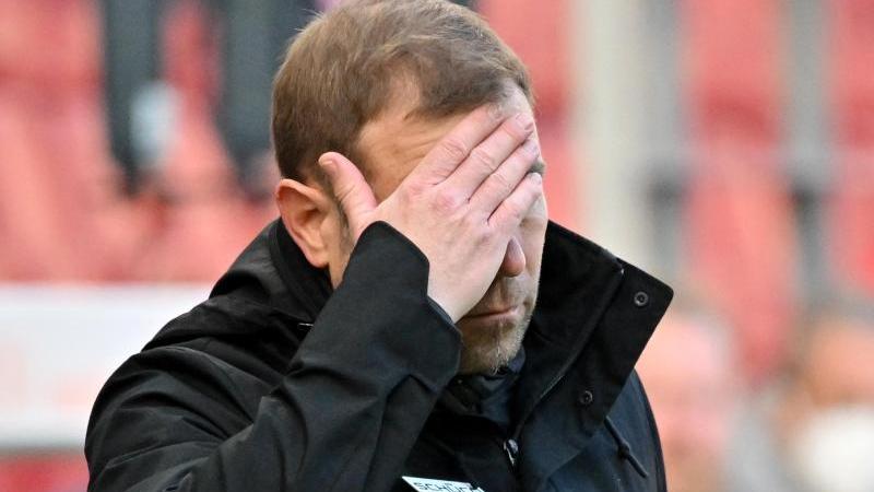 Arminia Bielefelds Trainer Frank Kramer war nach der Niederlage in Mainz ziemlich deprimiert