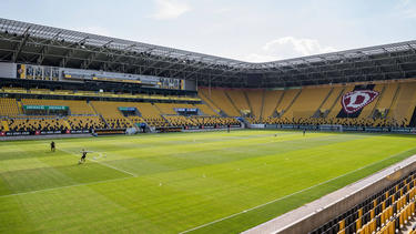 A Dynamo Dresden vendeu 72mil ingressos para ter o estádio vazio
