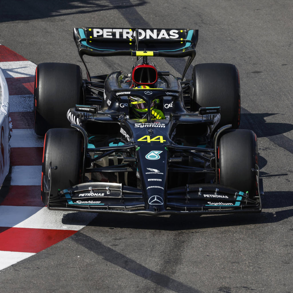 Platz 4: Lewis Hamilton (Mercedes) - 1.12.818