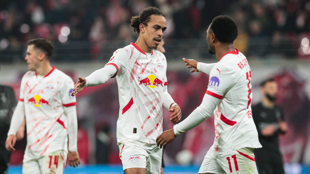 Yussuf Poulsen ist einer von drei Leipzigern, die Muskelverletzungen erlitten Yussuf Poulsen ist einer von drei Leipzigern, die Muskelverletzungen erlitten