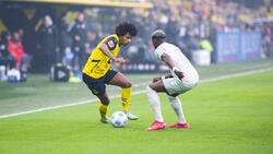 Karim Adeyemi (l.) bleibt dem BVB wohl vorerst erhalten