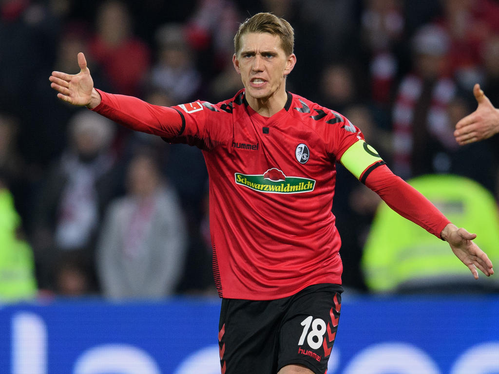 Der SC Freiburg prüft eine Beschwerde wegen der roten Karte gegen Nils Petersen
