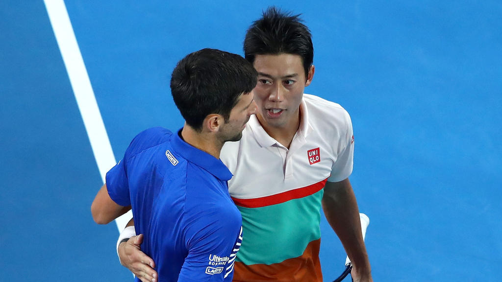 Novak Djokovic (li.) steht im Halbfinale der Australian Open Novak Djokovic (li.) steht im Halbfinale der Australian Open