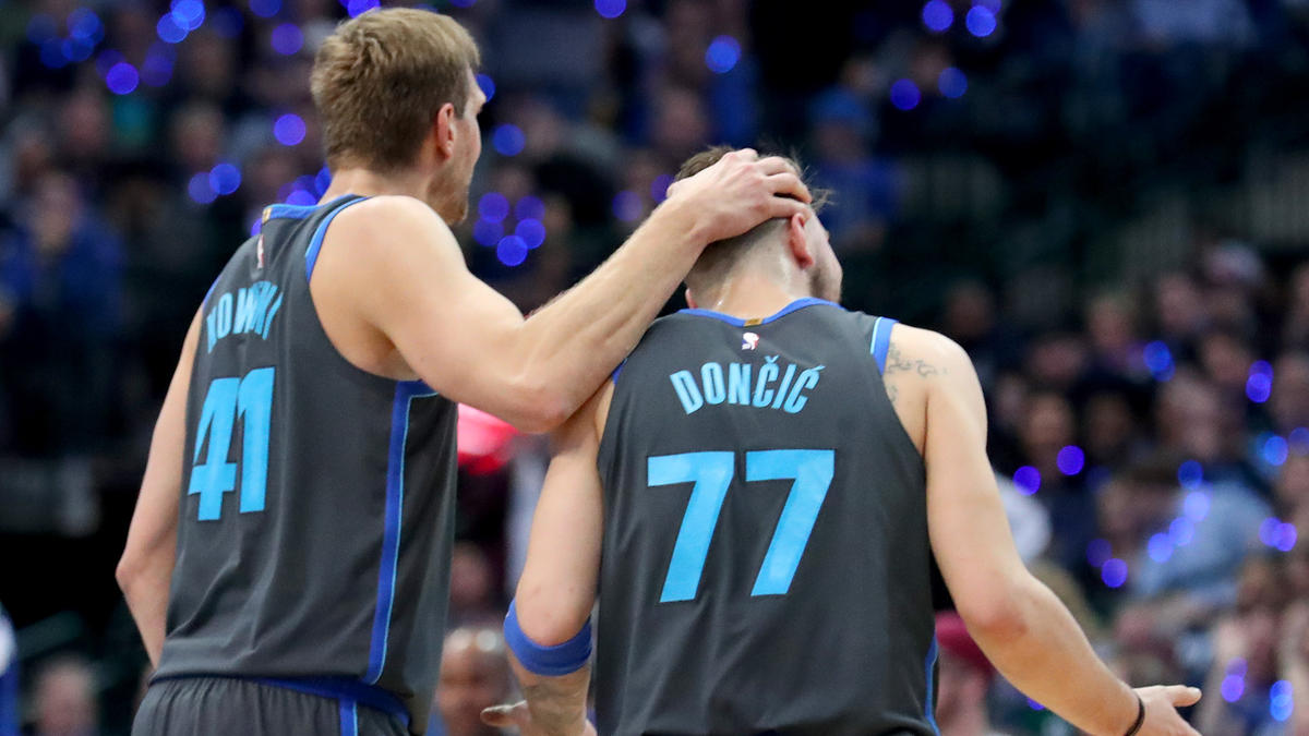 Dirk Nowitzki (l.) spielte bis zum Sommer noch aktiv an der Seite von Youngster Luka Doncic Dirk Nowitzki (l.) spielte bis zum Sommer noch aktiv an der Seite von Youngster Luka Doncic