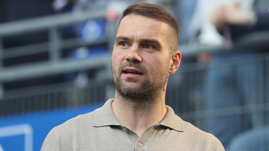Pierre-Michel Lasogga läuft fortan für den FC Schalke 04 II auf Pierre-Michel Lasogga läuft fortan für den FC Schalke 04 II auf