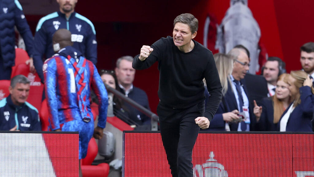 Trainer Oliver Glasner steht mit Crystal Palace im Endspiel des englischen FA Cups Trainer Oliver Glasner steht mit Crystal Palace im Endspiel des englischen FA Cups