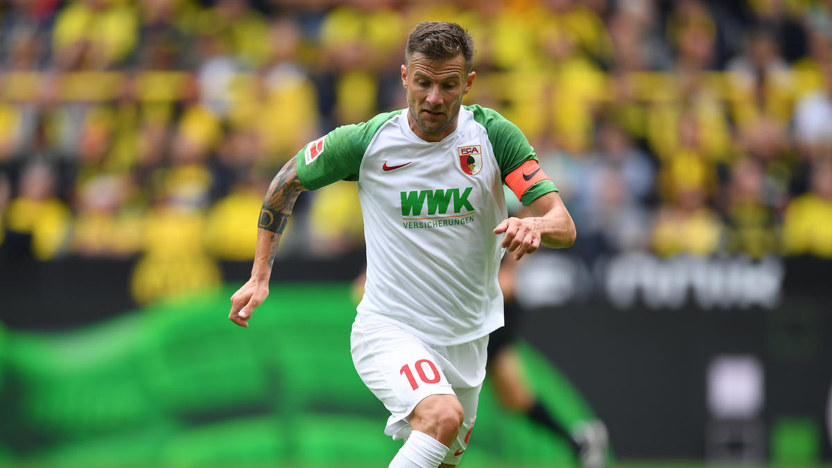 Der FC Augsburg muss möglicherweise weiter auf Daniel Baier verzichten
