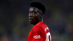 Alphonso Davies hat eine deftige Geldstrafe vom FC Bayern kassiert