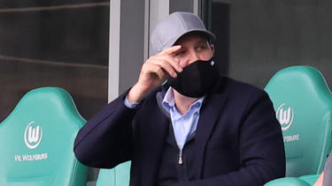 Jörg Schmadtke hat Gerüchte rund um den VfL Wolfsburg kommentiert