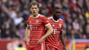 Leon Goretzka und Dayot Upamecano sind beim Sieg des FC Bayern aneinander geraten