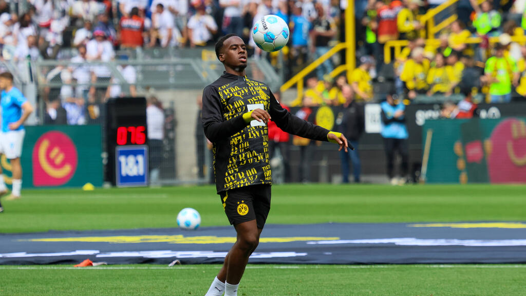 Verlässt Jamie Gittens den BVB im Sommer? Verlässt Jamie Gittens den BVB im Sommer?
