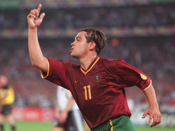 Sergio Conceição entscheidet 2000 die Partie gegen Deutschland mit drei Toren