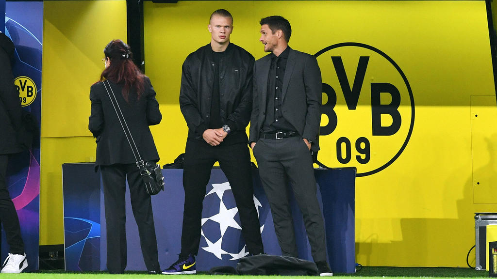 Sebastian Kehl (r.) will Erling Haaland (l.) beim BVB halten Sebastian Kehl (r.) will Erling Haaland (l.) beim BVB halten