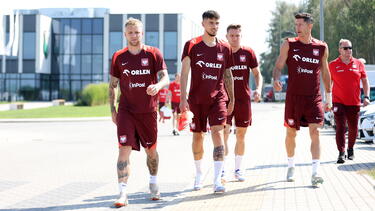 Heuert Jakub Moder (2.v.l.) beim VfB Stuttgart an?